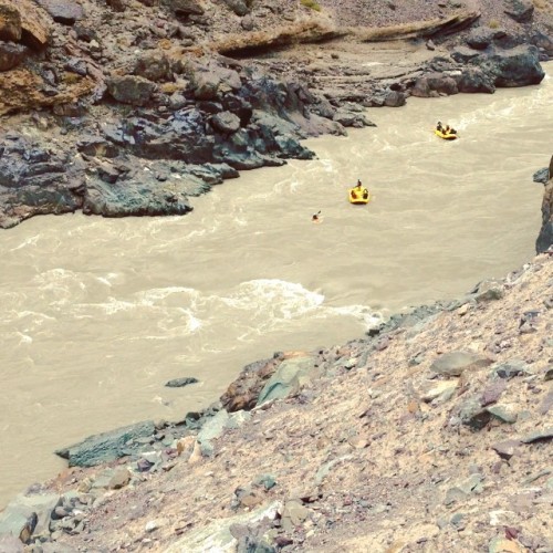 Leh River Rafting Expedition Zanskar White Water Rafting Trek India River Zanskar Trek-River water rafting in Ladakh