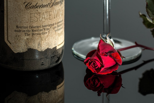 Wine & Rose