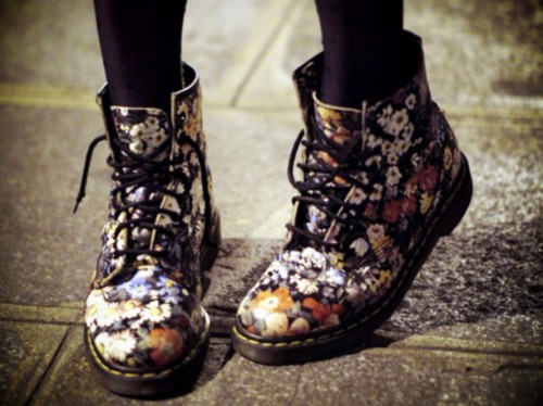 flowers boots