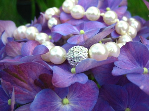 Purple flowers pearls
